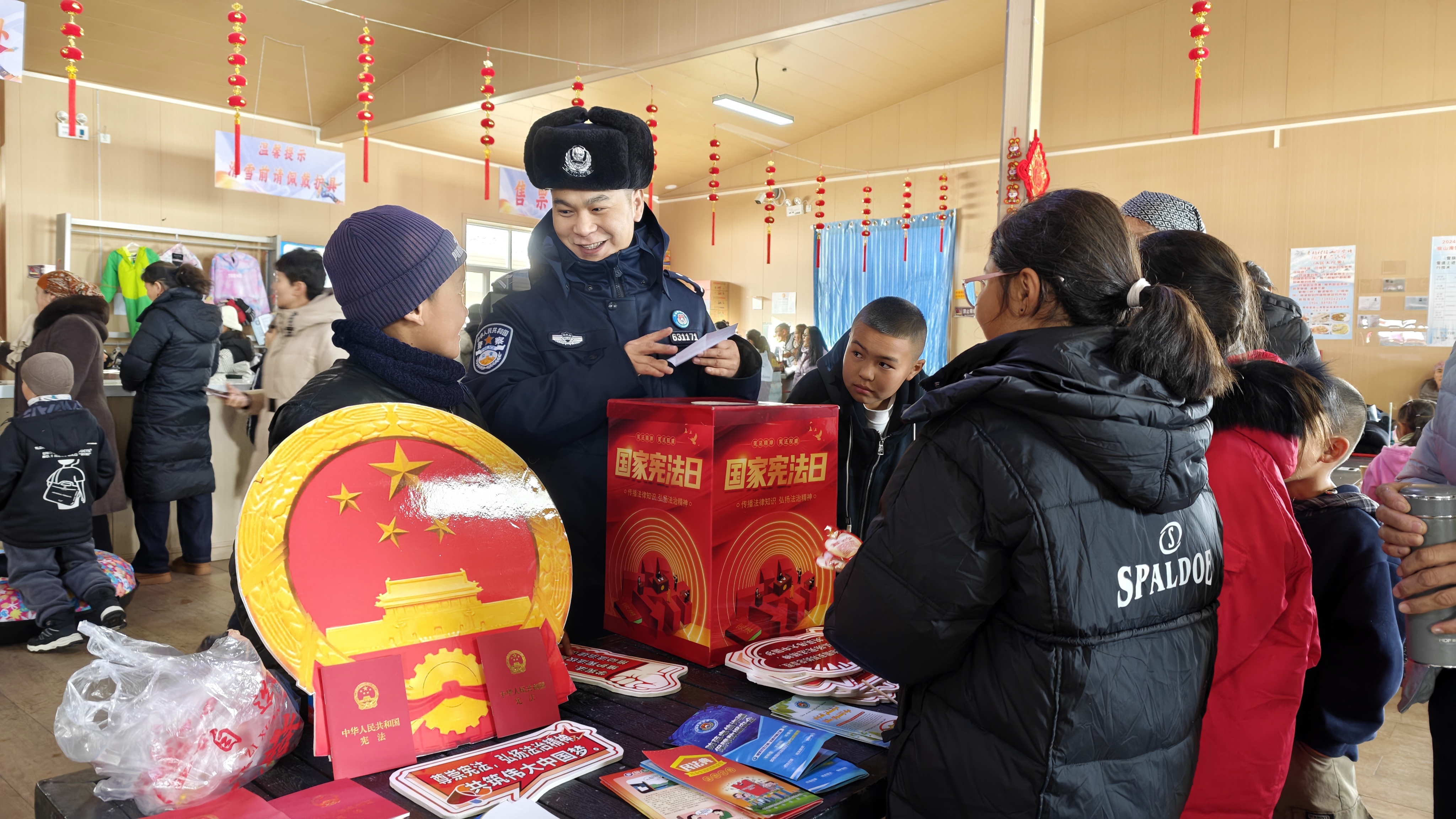 mmexport1764653808678